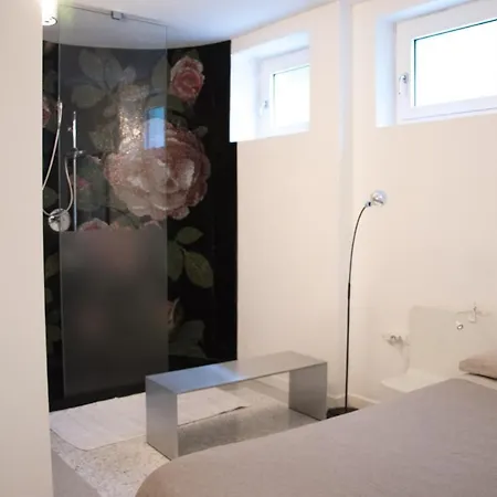 Bianca Apartment Gardone Riviera